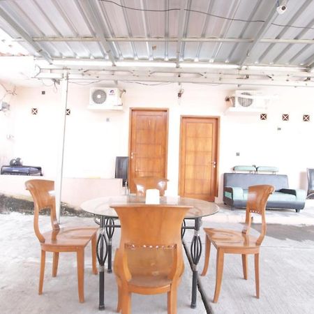 Oyo 91490 Hotel Rumah Kita Cirebon Kültér fotó