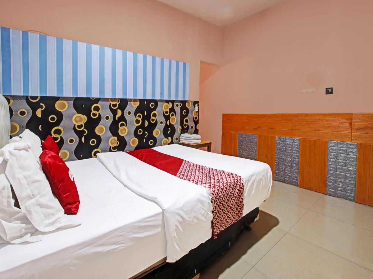 Oyo 91490 Hotel Rumah Kita Cirebon Kültér fotó