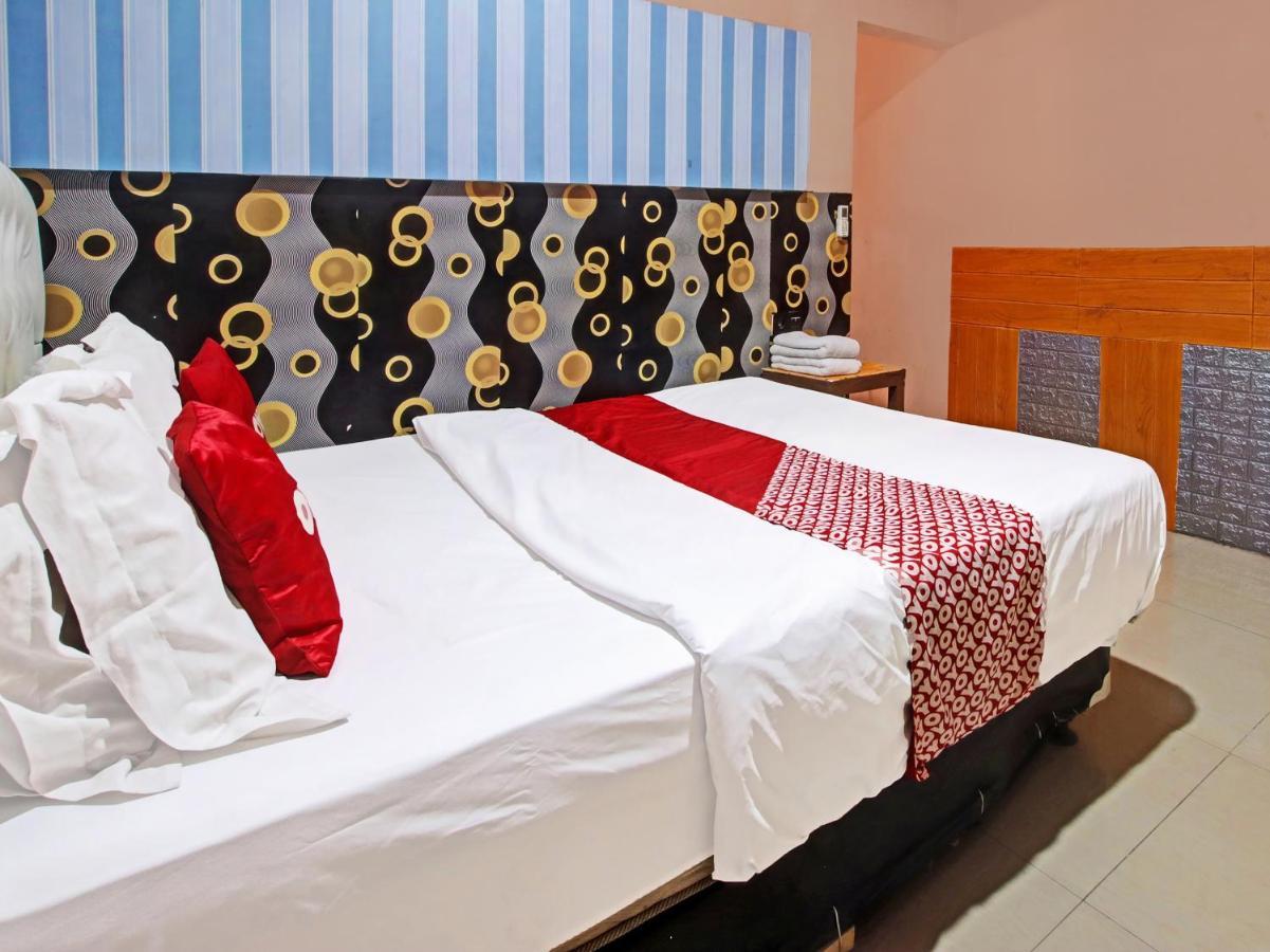 Oyo 91490 Hotel Rumah Kita Cirebon Kültér fotó